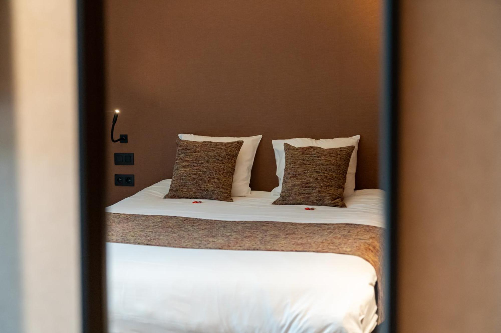 Aux Etangs - Hotel Battice Εξωτερικό φωτογραφία